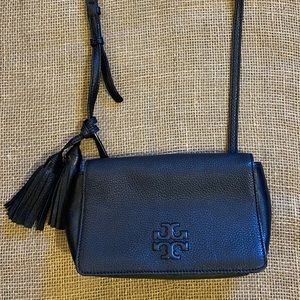 Tory Burch Black Leather Crossbody with Tassel❤️🤩